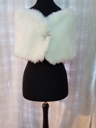 Womens ivory faux fur bridal - faux,