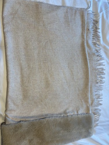 Cashmere mix shawl with fake - with,
